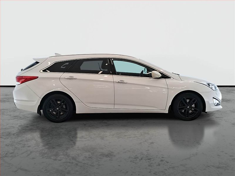 Hyundai i40 (2015) 1.7 CRDi, Serv.kniha, Navi - fotka 6 z 17