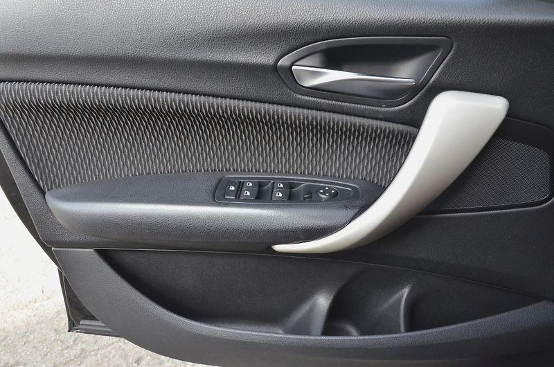 BMW Řada 1 (2016) 116i 80kW Facelift /AUT. KLIMA - fotka 20 z 33