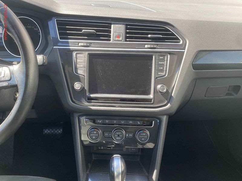 Volkswagen Tiguan (2016) 2.0 TDi 4X4, Highline, DSG - fotka 12 z 20