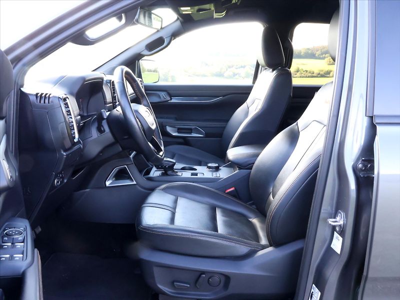 Ford Ranger 3,0 V6 TDI Aut. Wildtrak DPH C - fotka 10 z 37