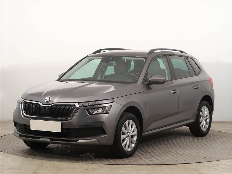 Škoda Kamiq (2022) Ambition 1.0 TSI, Serv.kniha - fotka 2 z 14