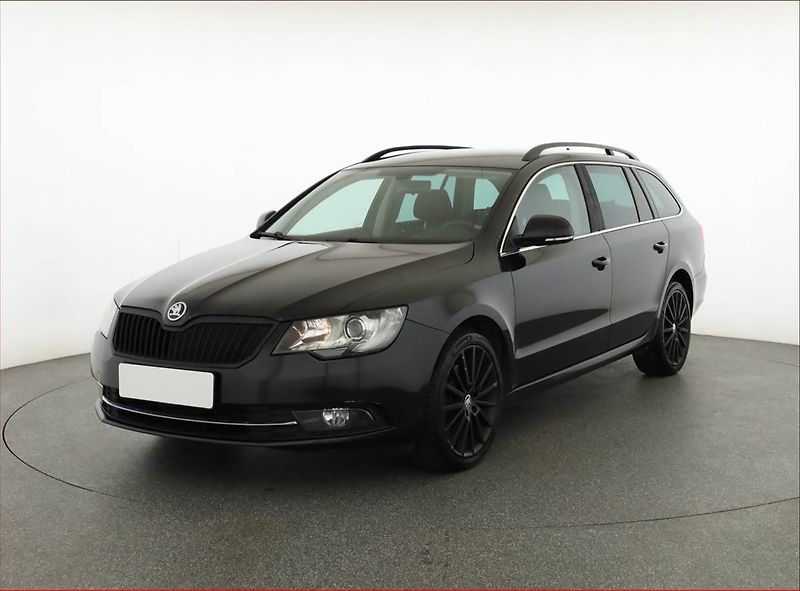 Škoda Superb (2013) Ambition 2.0 TDI, Automat - fotka 2 z 17