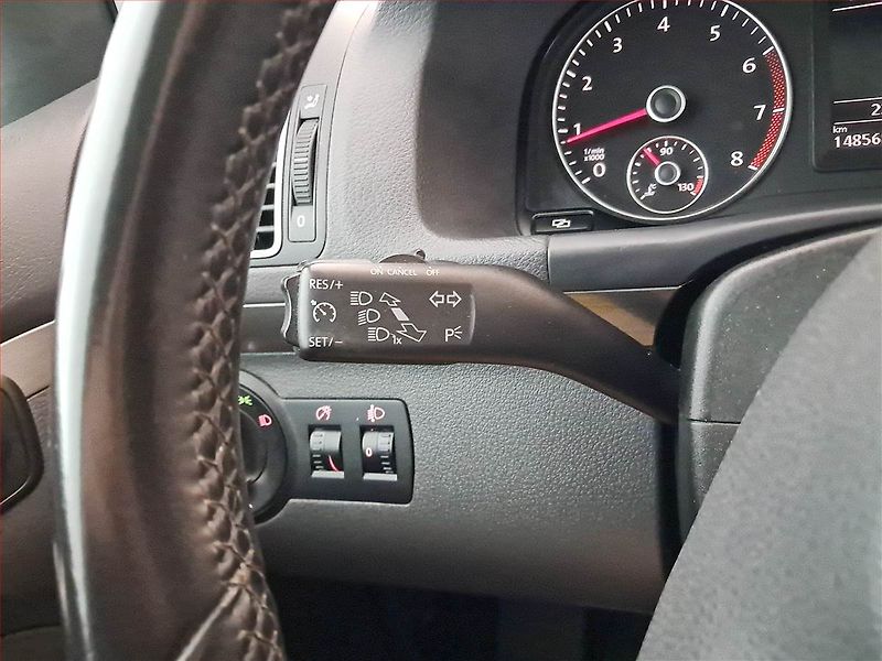 Volkswagen Touran (2011) 1.4 TSI, 7 míst, Serv.kniha - fotka 19 z 21
