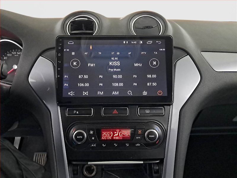Ford Mondeo (2014) 2.0 TDCi, po STK, Tažné - fotka 12 z 17