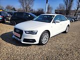 Audi A4 2,0 TDI,S-line,navi,výhřev,xen - náhled 1