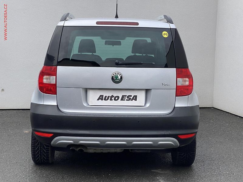 Škoda Yeti (2010) 1.2 TSi, Ambition - fotka 5 z 17