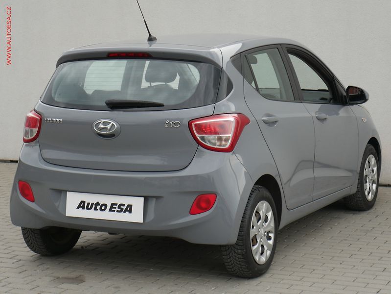 Hyundai i10 (2014) 1.0i, ČR, AC, temp - fotka 4 z 18