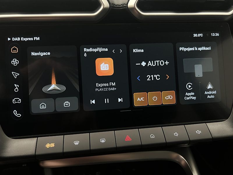 MG ZS HYBRID+ EXCLUSIVE 1.5 AUT - fotka 25 z 39