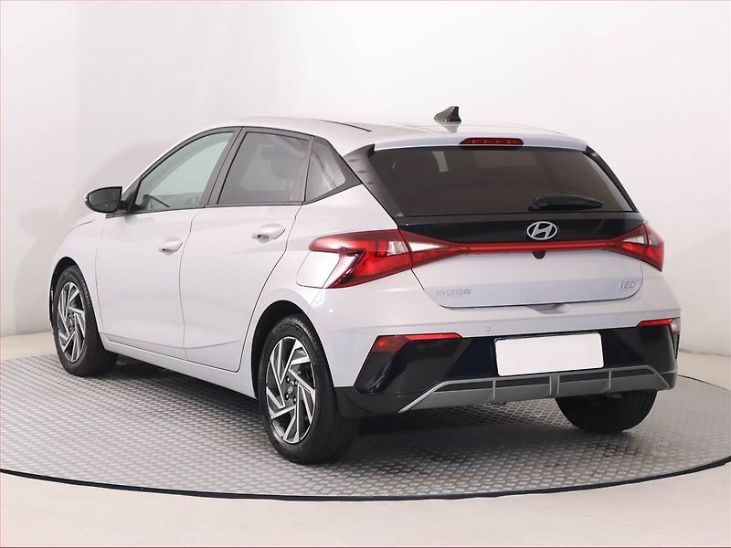 Hyundai i20 (2025) 1.0 T-GDI, Automat, Serv.kniha - fotka 4 z 21