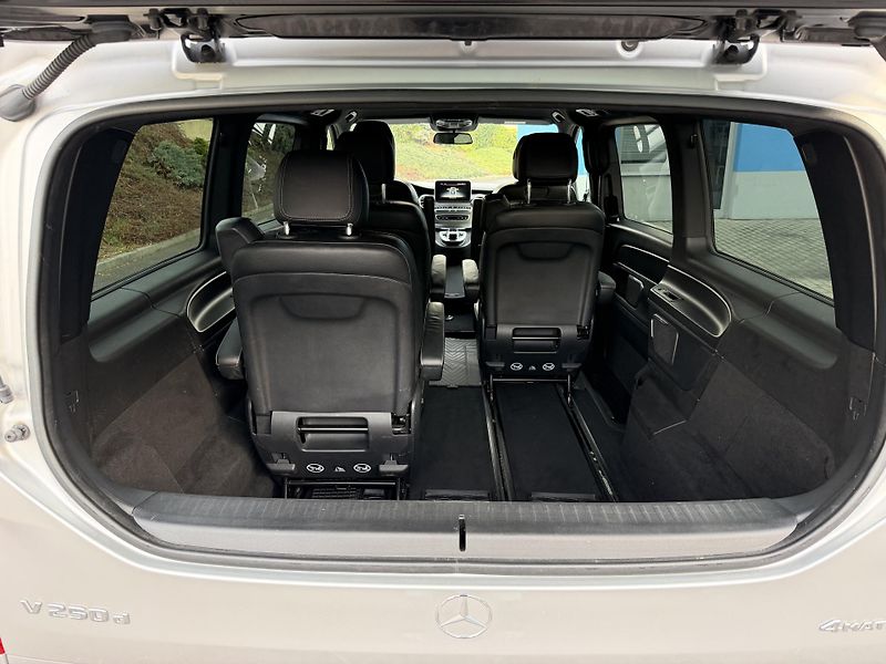 Mercedes-Benz Třídy V 4MATIC AMG BURM.CZ 7míst závěs - fotka 30 z 37