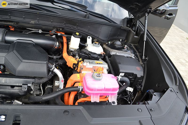 Hyundai Santa Fe 1.6T-GDI HEV 4WD CALLIGRAPHY 7 - fotka 87 z 95