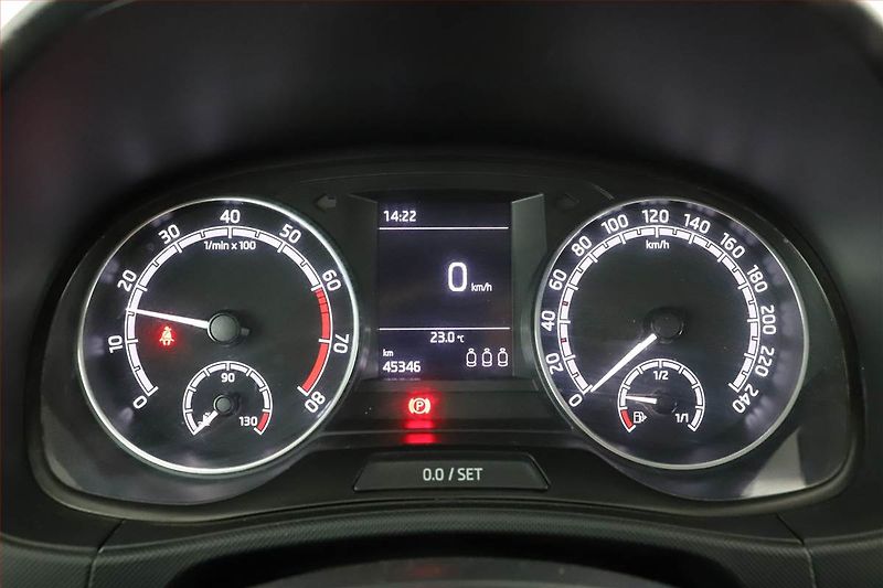 Škoda Fabia (2022) Ambition 1.0 TSI, ČR,1.maj - fotka 10 z 13
