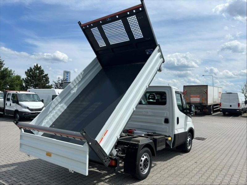 Iveco Daily (2025) 2,3   35S16 sklápěč S3 - fotka 6 z 11