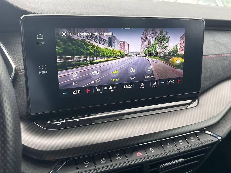 Škoda Octavia (2021) 2.0 TSI DSG RS - fotka 12 z 36