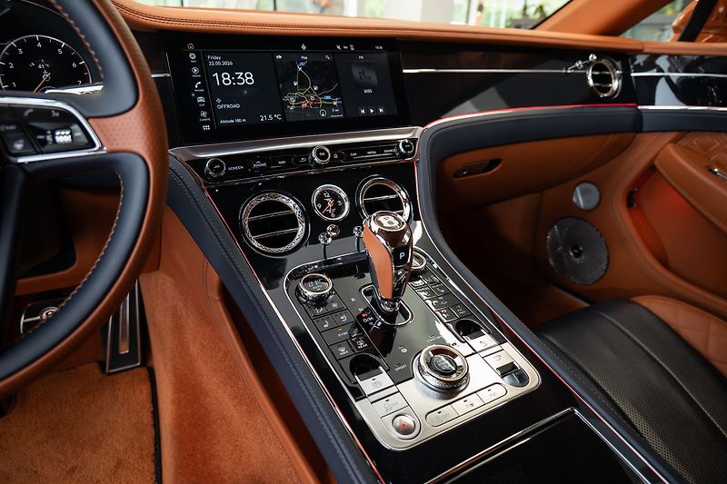 Bentley Continental GT - fotka 12 z 26