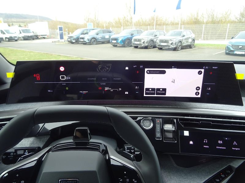Peugeot 5008 (2026) BUSINESS 145k e-DCS6 5MÍST - fotka 28 z 42