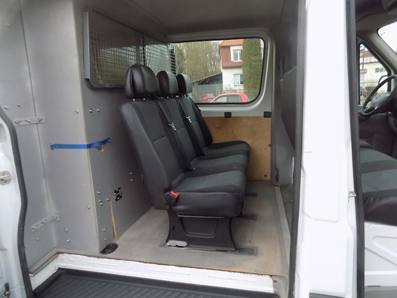 Mercedes-Benz Sprinter (2010) 2,2 95KW L2H1 6MÍST  - fotka 30 z 39