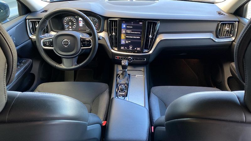 Volvo V60 Cross Country, D4 AWD Drive-E, - fotka 10 z 31