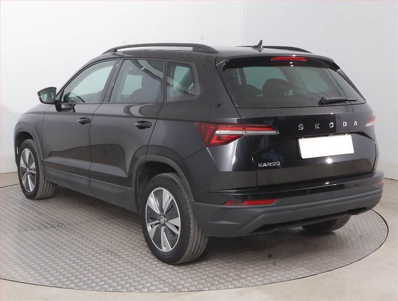 Škoda Karoq (2023) Ambition 2.0 TDI - fotka 4 z 17