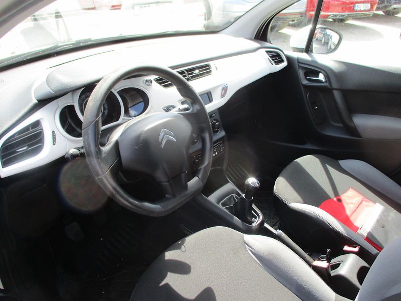 Citroën C3 (2012) 1,4i  - fotka 10 z 11