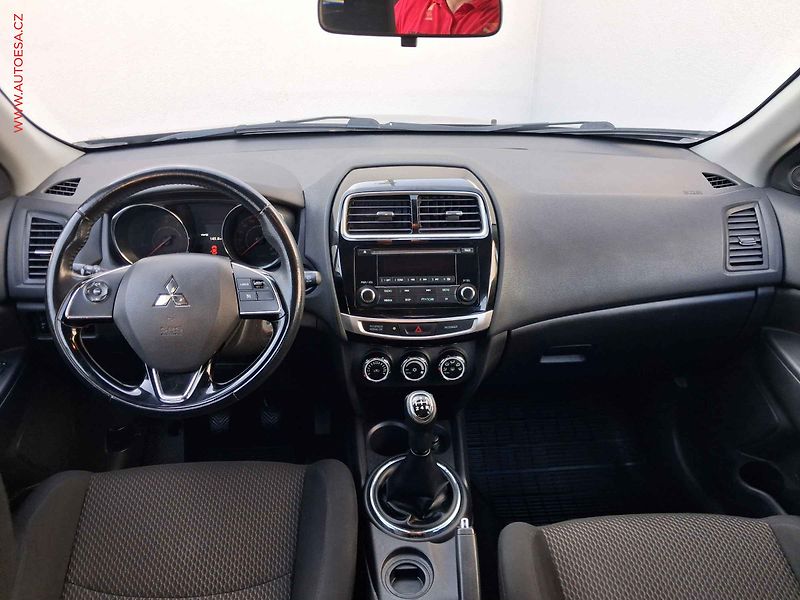 Mitsubishi ASX (2017) 1.6 MIVEC, ČR, AC, temp - fotka 8 z 15