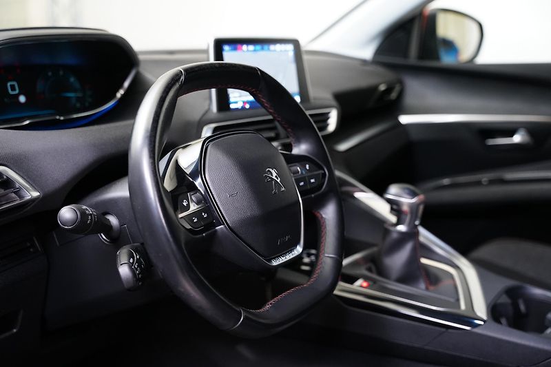 Peugeot 3008 - fotka 13 z 27