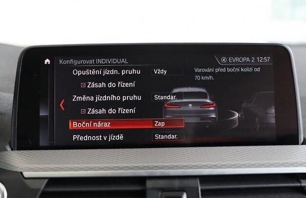 BMW X4 - fotka 3 z 23