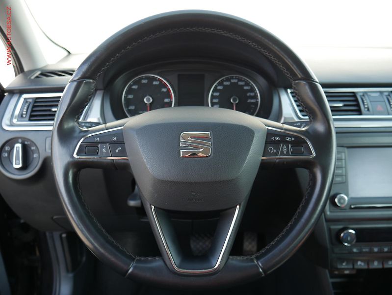 Seat Toledo (2016) 1.4TSi, DSG, navi - fotka 17 z 20