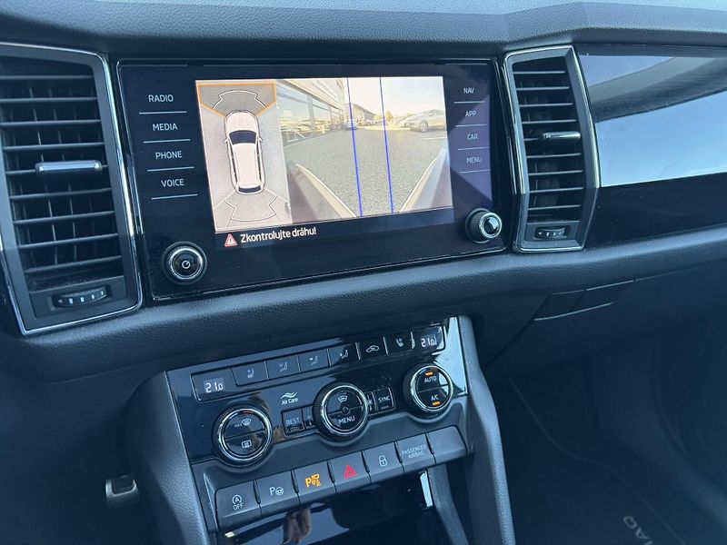 Škoda Kodiaq 4x4 Laurin&Klement 2,0TDI /140 - fotka 21 z 24
