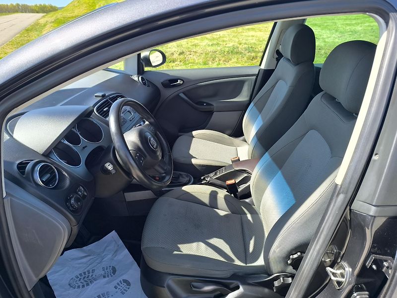Seat Toledo (2005) 1.9 TDi - fotka 10 z 28
