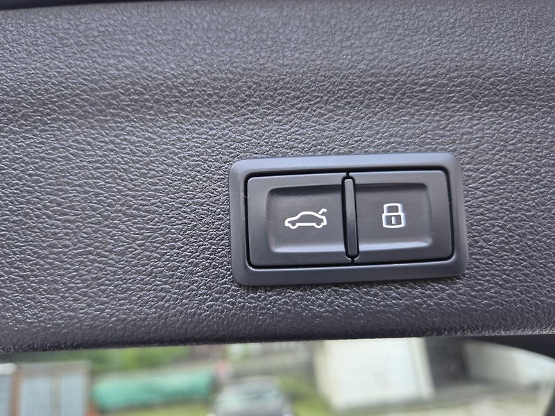 Audi A6 Avant 50TDi 210kw QUATTRO S-LINE     - fotka 42 z 45