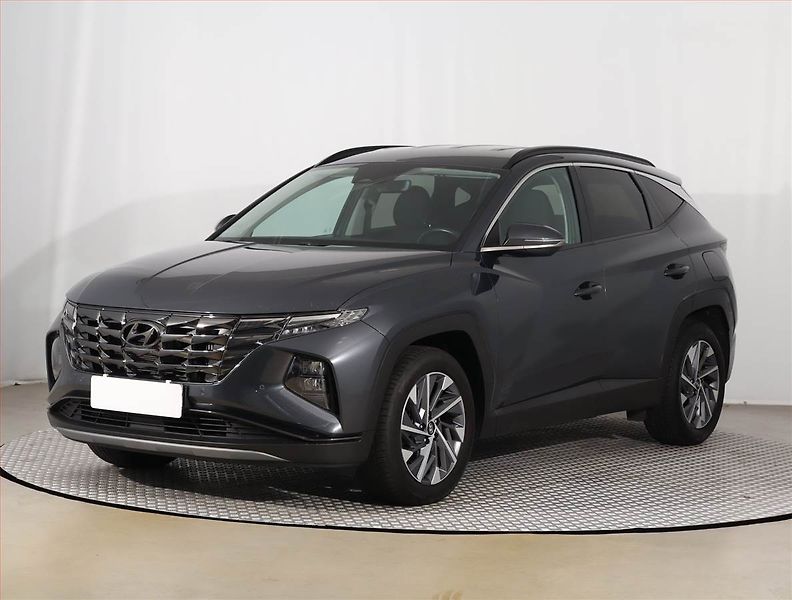Hyundai Tucson (2023) 1.6 T-GDI - fotka 2 z 23