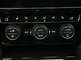 Volkswagen Passat Variant 2,0 TDI 110kW DSG Highline LED - náhled 22
