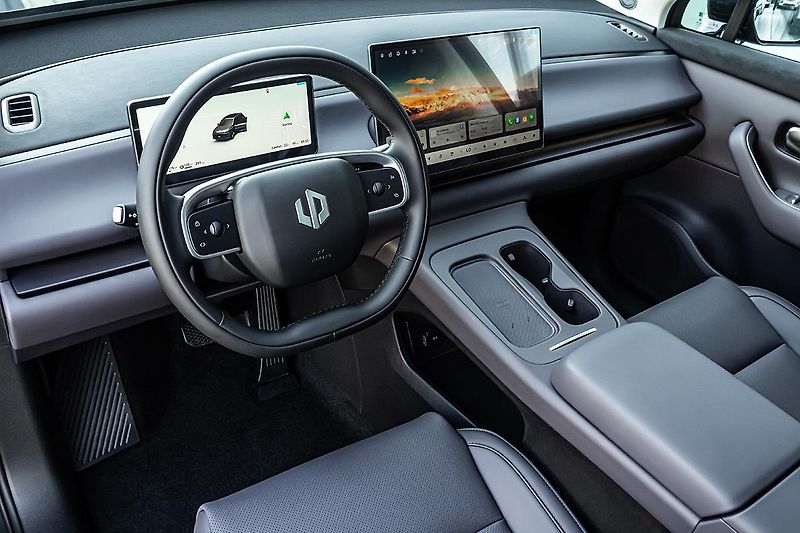 Leapmotor C10 REEV (2025) 1,5 dojezd až 974 km  Design - fotka 14 z 31