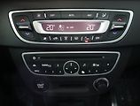 Renault Fluence (2011) 1.6 16V, nová STK, rezervace - náhled 13