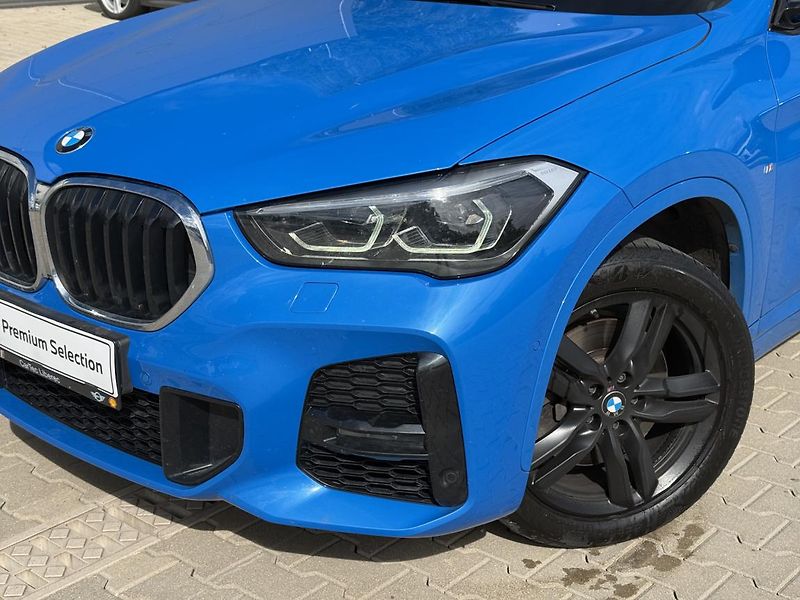 BMW X1 xDrive20i - fotka 17 z 21
