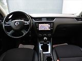 Škoda Octavia 2,0 TDi III Combi Style - náhled 10
