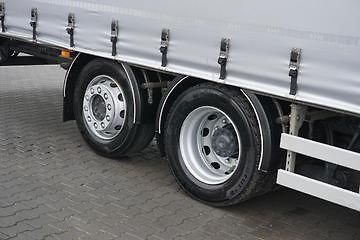 Mercedes-Benz Actros (2024) L2545 6x2 shrnovačka EURO 6 - fotka 10 z 18