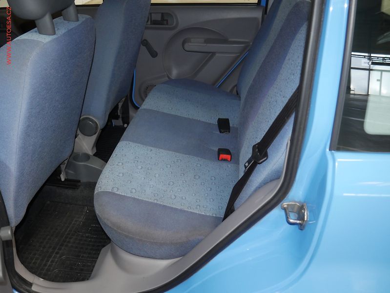 Fiat Panda (2005) 1.1i - fotka 10 z 15