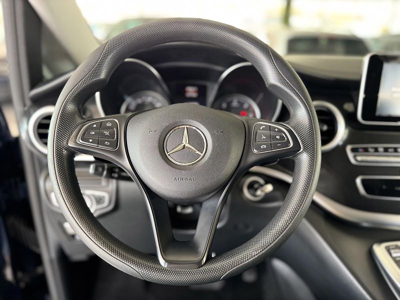 Mercedes-Benz Třídy V 220d L*AUT*1.Majitel*REZERVACE - fotka 9 z 32
