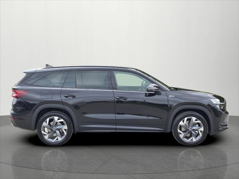 Škoda Kodiaq 2,0 TDi 142 Kw 4x4 Sportline - fotka 8 z 28