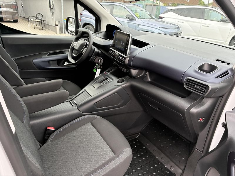 Peugeot Rifter EV50 kWh-100KW, REZERVACE - fotka 29 z 33
