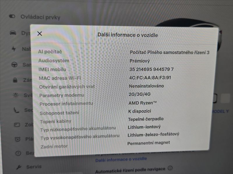 Tesla Model Y 0,0 LFP Ryzen SoH92% Tažné Enh - fotka 15 z 21