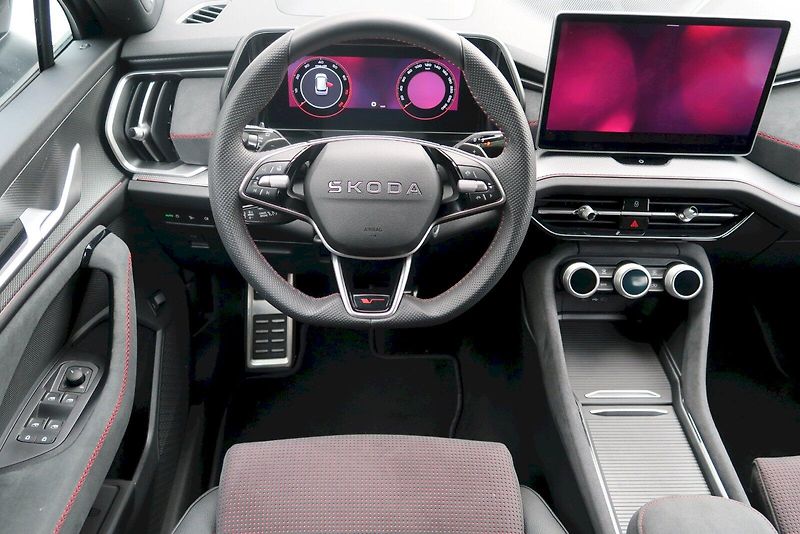 Škoda Kodiaq (2026) RS 4X4 2,0/195KW TSI  DSG - fotka 6 z 33