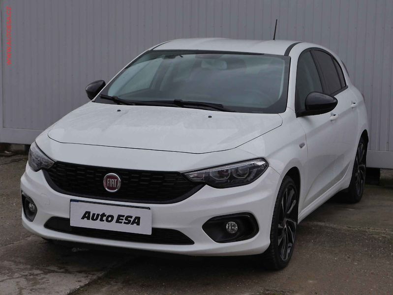 Fiat Tipo (2018) 1.4, AC, LED, navi - fotka 3 z 15