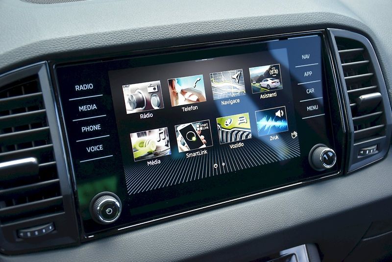 Škoda Karoq (2026) Sportline 1,5 TSI 110 kW 7° au - fotka 25 z 47