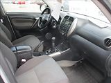 Toyota RAV4 2,0 D4D, klima,4x4,servis,tažn - náhled 9