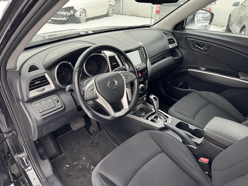 SsangYong Tivoli 1,6i 4x4 Automat - fotka 7 z 16