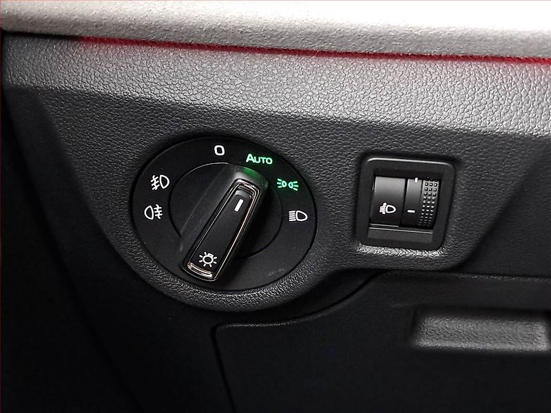 Škoda Scala (2025) 1.0 TSI, Top Selection, FullLe - fotka 17 z 18