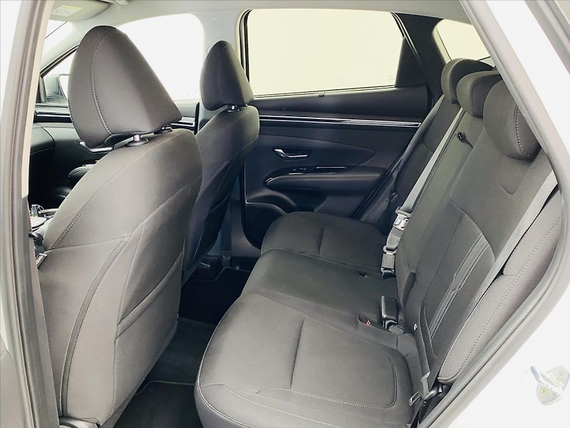 Hyundai Tucson 1,6 T-GDi MHEV 132kW 4x4 - fotka 6 z 28